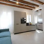 Modern Art Appartement *